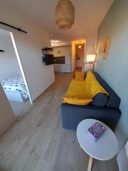 T2 Cosy Avec Terrasse & Parking A 2 Pas Du Port