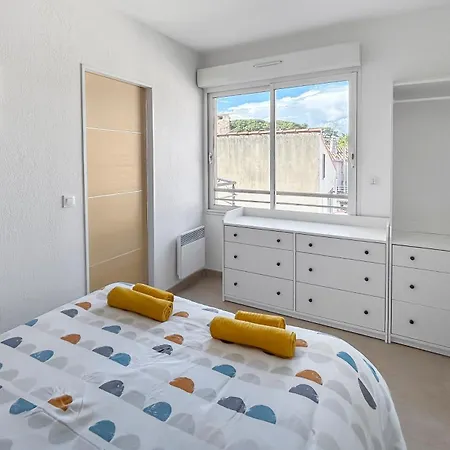 T2 Cosy Avec Terrasse & Parking A 2 Pas Du Port La Ciotat Exterior photo