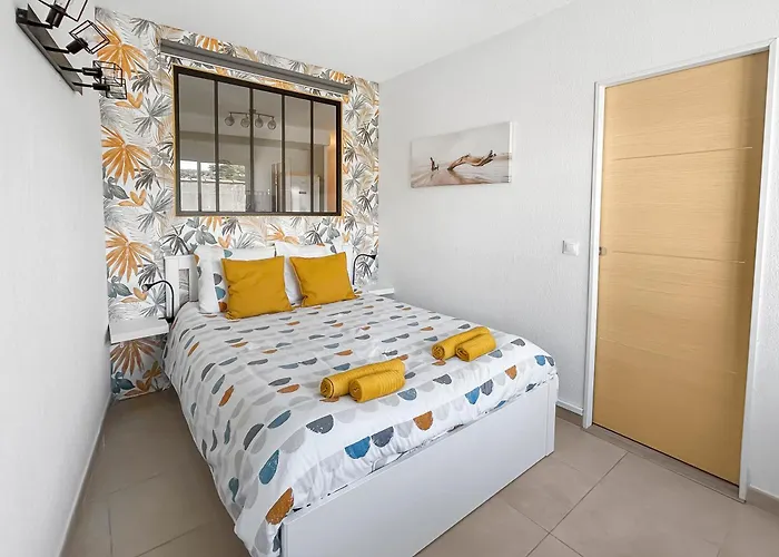 T2 Cosy Avec Terrasse & Parking A 2 Pas Du Port