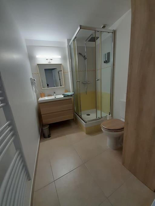 Apartment Proche Du Port *