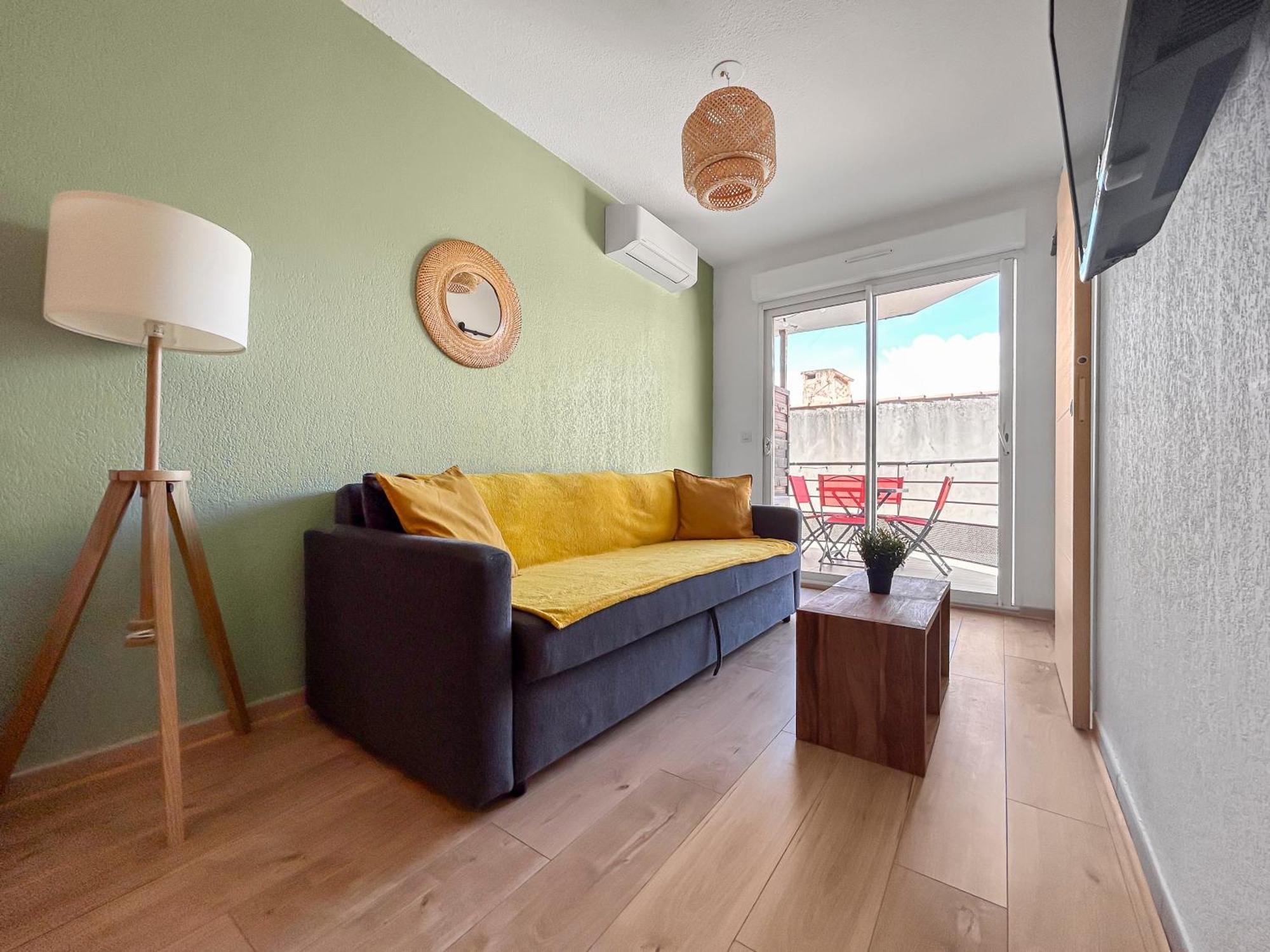T2 Cosy Avec Terrasse & Parking A 2 Pas Du Port * La Ciotat