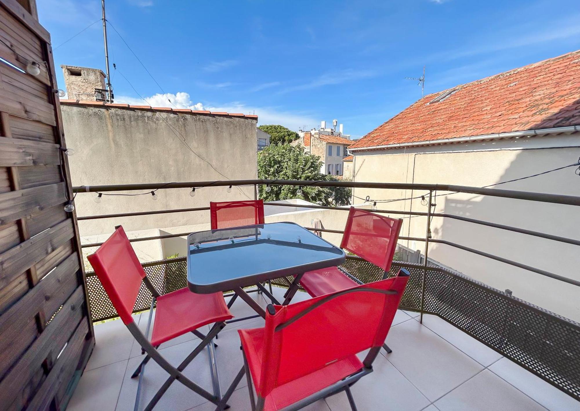 T2 Cosy Avec Terrasse & Parking A 2 Pas Du Port La Ciotat